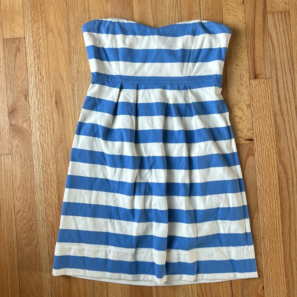 J. Crew sweetheart neckline strapless striped dress. Size 4